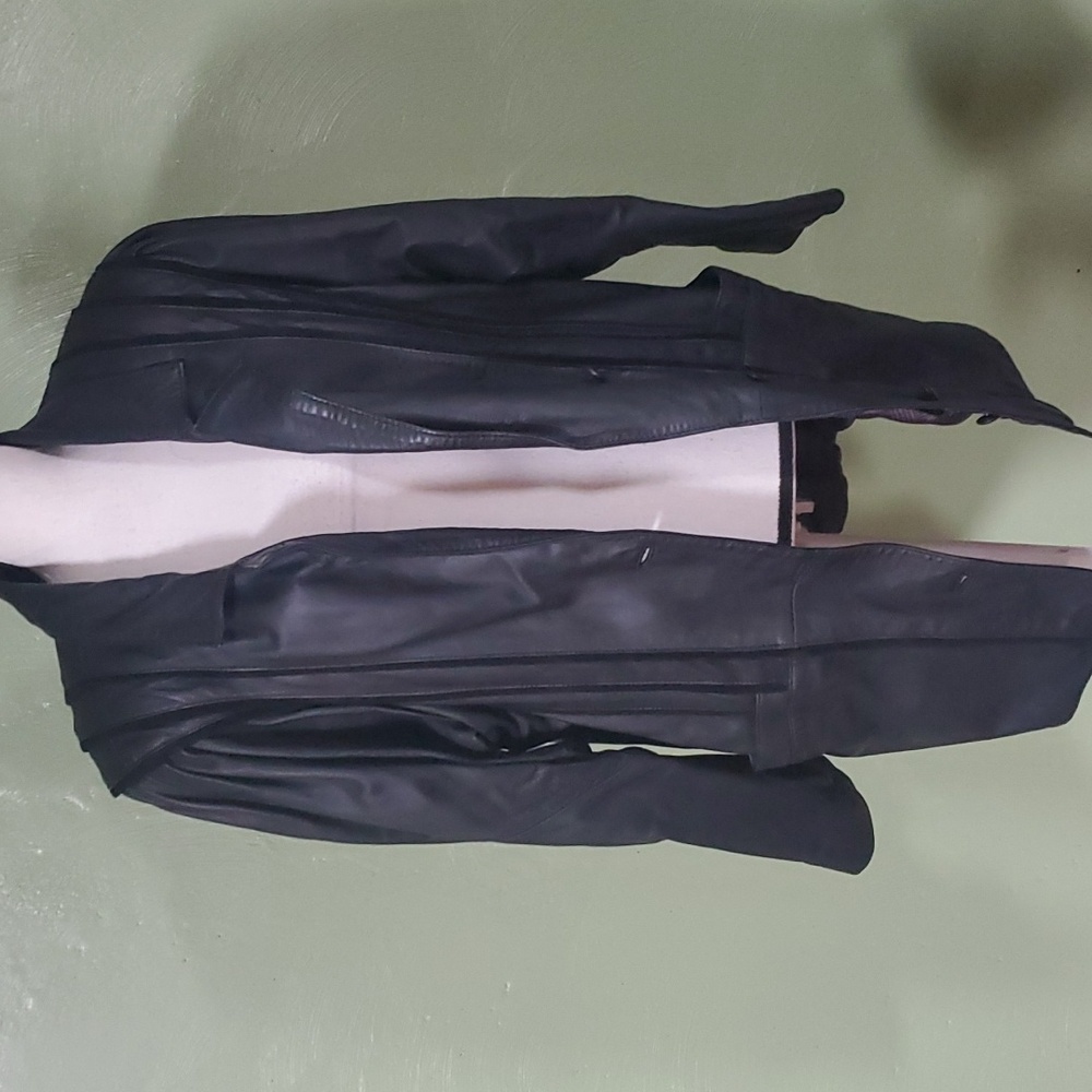 Vintage lamb leather 80s style jacket